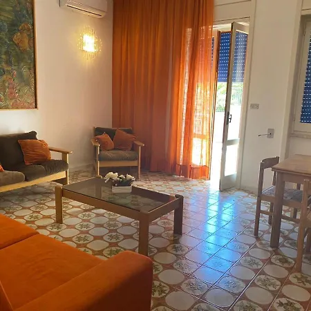 Conchilglia - 30 Metri Dal Mare Apartment *